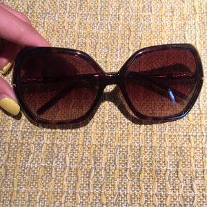 Burberry sunglasses
